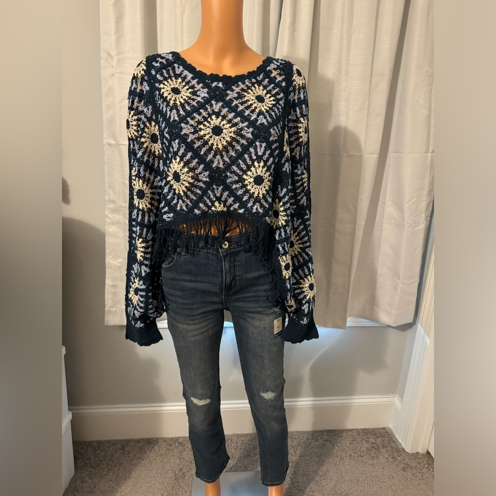 Cool House of Harlow 1960 one size poncho style sweater with armholes blue white - Picture 2 of 6